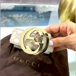 Authentic Gucci unisex belt. Light cream color. Normal wear
